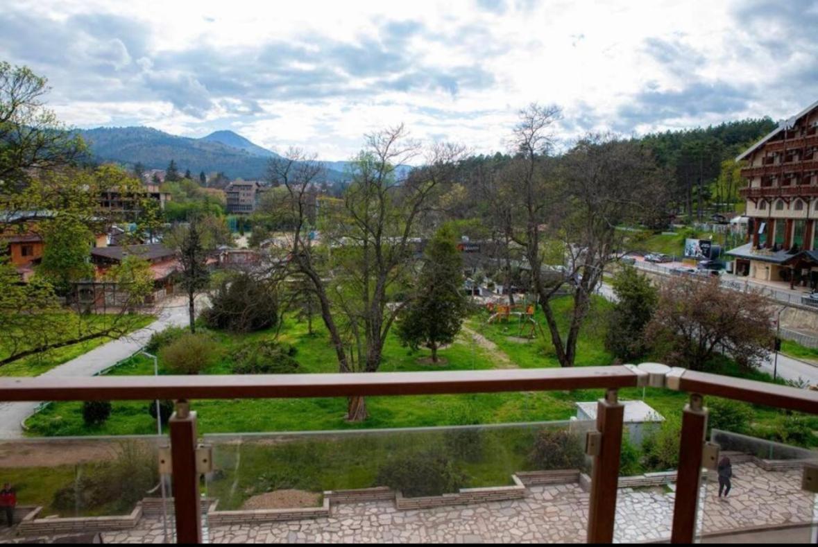 Luxury Apartment Rich 3 Velingrad Buitenkant foto